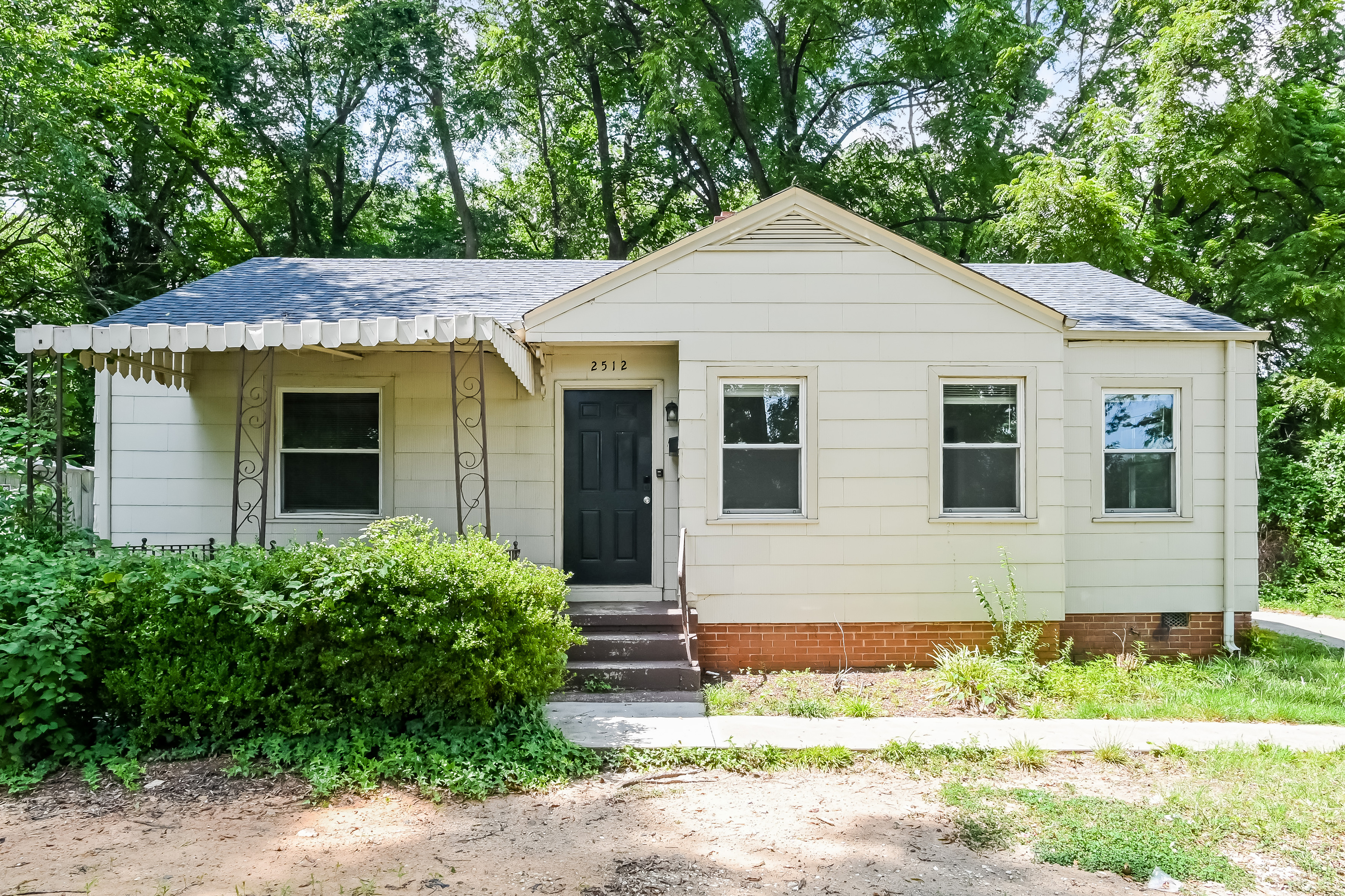 2512 Revolution Park Charlotte, NC 28208